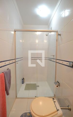 Casa à venda com 267m², 3 quartos e 3 vagasBanheiro Social