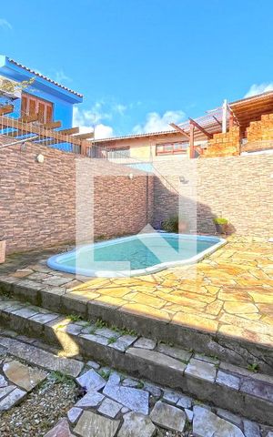 Casa à venda com 267m², 3 quartos e 3 vagasPiscina