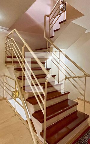 Casa à venda com 267m², 3 quartos e 3 vagasHall