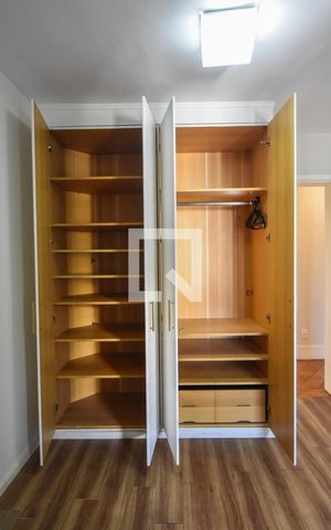 Apartamento para alugar com 180m², 4 quartos e 3 vagasQuarto 02