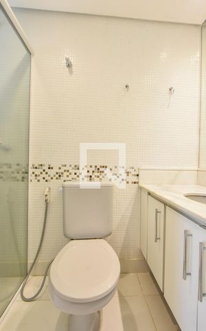 Apartamento para alugar com 180m², 4 quartos e 3 vagasBanheiro Suíte 01