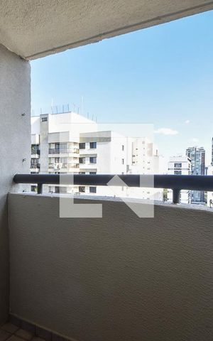 Apartamento para alugar com 180m², 4 quartos e 3 vagasVaranda Quarto 02