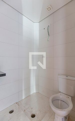 Apartamento à venda com 104m², 2 quartos e 1 vaga Apartamento à venda com 104m², 2 quartos e 1 vagaBanheiro