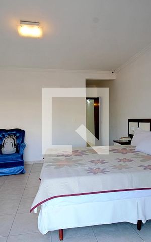 Casa à venda com 219m², 3 quartos e 2 vagas Casa à venda com 219m², 3 quartos e 2 vagasSuíte 1