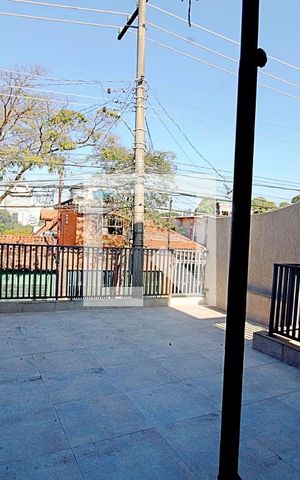 Casa à venda com 219m², 3 quartos e 2 vagas Casa à venda com 219m², 3 quartos e 2 vagasVaranda Frente