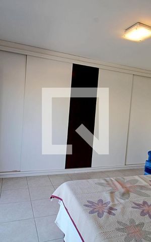 Casa à venda com 219m², 3 quartos e 2 vagas Casa à venda com 219m², 3 quartos e 2 vagasSuíte 1