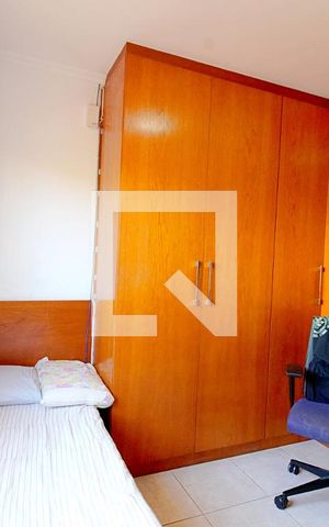 Casa à venda com 219m², 3 quartos e 2 vagas Casa à venda com 219m², 3 quartos e 2 vagasQuarto 2