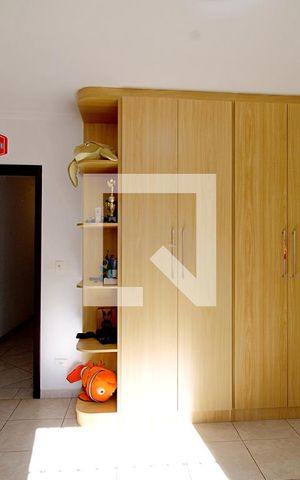 Casa à venda com 219m², 3 quartos e 2 vagas Casa à venda com 219m², 3 quartos e 2 vagasQuarto 3