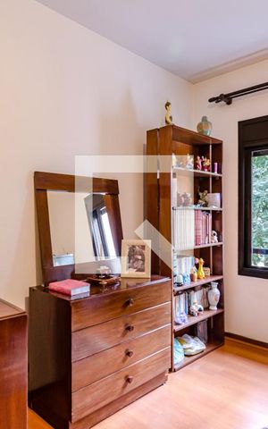 Apartamento à venda com 170m², 3 quartos e 2 vagasQuarto 2