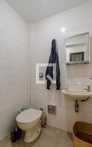 Apartamento à venda com 170m², 3 quartos e 2 vagasBanheiro de serviço