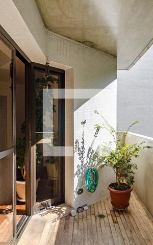 Apartamento à venda com 170m², 3 quartos e 2 vagasVaranda
