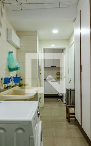 Apartamento à venda com 170m², 3 quartos e 2 vagasÁrea de serviço