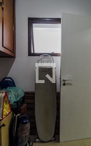 Apartamento à venda com 170m², 3 quartos e 2 vagasQuarto de serviço