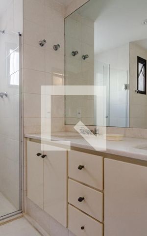 Apartamento à venda com 170m², 3 quartos e 2 vagasBanheiro