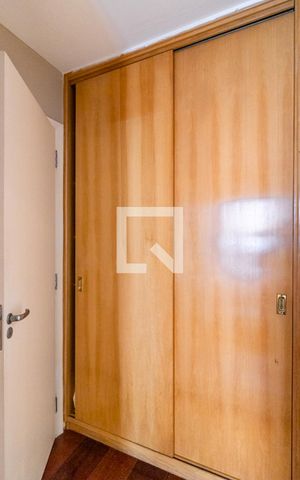 Apartamento à venda com 188m², 3 quartos e 2 vagas Apartamento à venda com 188m², 3 quartos e 2 vagasSuíte