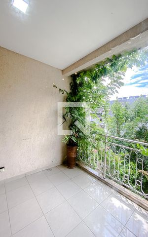 Casa à venda com 256m², 3 quartos e 4 vagasVaranda da Sala