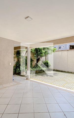 Casa à venda com 256m², 3 quartos e 4 vagasGaragem