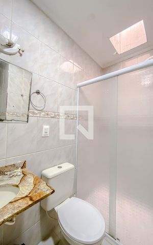 Casa à venda com 256m², 3 quartos e 4 vagasBanheiro Social
