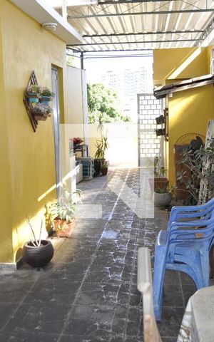 Casa à venda com 200m², 3 quartos e 1 vagaÁrea Externa