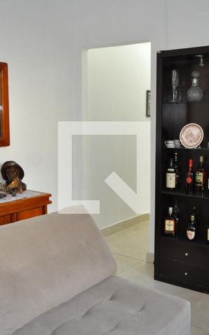 Casa à venda com 200m², 3 quartos e 1 vagaSala