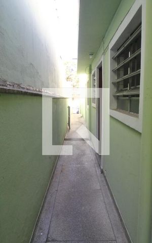 Casa de condomínio para alugar com 36m², 1 quarto e sem vagaÁrea comum