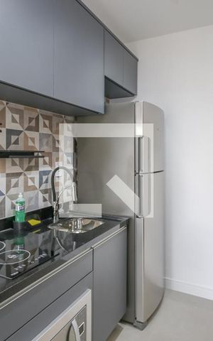 Studio para alugar com 31m², 1 quarto e sem vaga Studio para alugar com 31m², 1 quarto e sem vagaCozinha