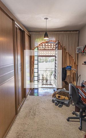 Casa à venda com 400m², 4 quartos e 2 vagasSala / 2º andar