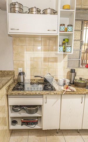 Casa à venda com 400m², 4 quartos e 2 vagasCozinha