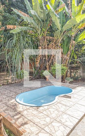Casa à venda com 400m², 4 quartos e 2 vagasQuintal