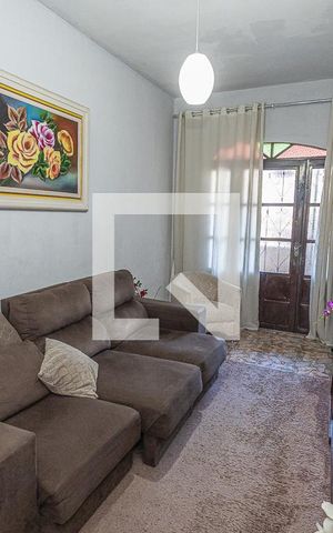 Casa à venda com 400m², 4 quartos e 2 vagasSala