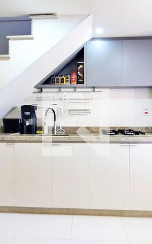 Apartamento à venda com 115m², 3 quartos e 2 vagasCozinha