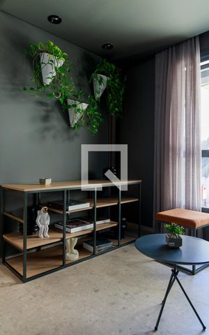 Studio para alugar com 24m², 0 quarto e sem vaga Studio para alugar com 24m², 0 quarto e sem vagaCoworking