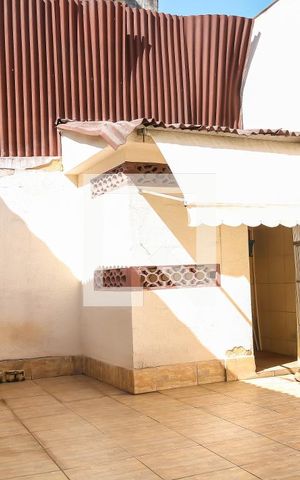 Casa à venda com 100m², 2 quartos e 1 vaga Casa à venda com 100m², 2 quartos e 1 vagaÁrea de Serviço/Quintal
