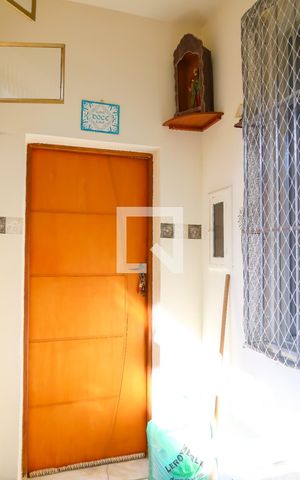 Casa à venda com 100m², 2 quartos e 1 vaga Casa à venda com 100m², 2 quartos e 1 vagaVaranda da Sala