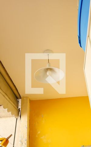 Casa à venda com 100m², 2 quartos e 1 vaga Casa à venda com 100m², 2 quartos e 1 vagaÁrea de Serviço