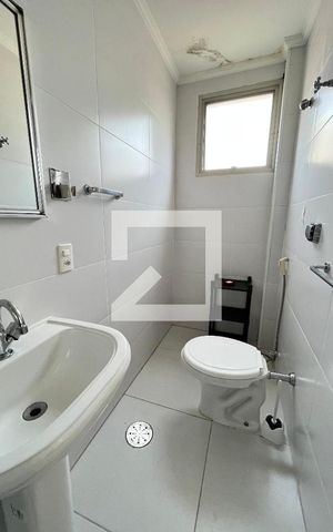 Apartamento à venda com 42m², 1 quarto e 1 vaga Apartamento à venda com 42m², 1 quarto e 1 vagaBanheiro