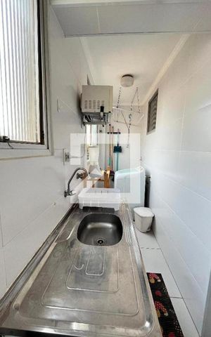 Apartamento à venda com 42m², 1 quarto e 1 vaga Apartamento à venda com 42m², 1 quarto e 1 vagaCozinha