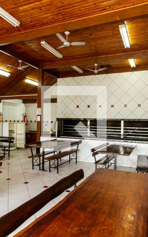 Apartamento à venda com 60m², 2 quartos e 1 vaga Apartamento à venda com 60m², 2 quartos e 1 vagaÁrea comum - Salão de festas