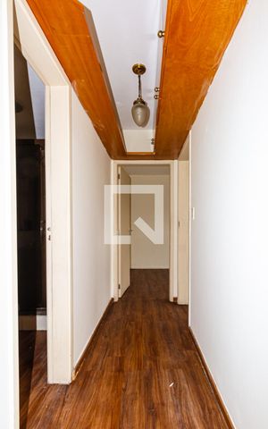 Apartamento à venda com 60m², 2 quartos e 1 vaga Apartamento à venda com 60m², 2 quartos e 1 vagaCorredor