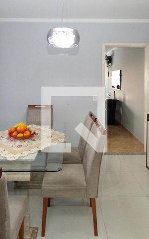Casa à venda com 157m², 3 quartos e 2 vagas Casa à venda com 157m², 3 quartos e 2 vagasSala de Jantar
