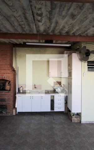 Casa à venda com 157m², 3 quartos e 2 vagas Casa à venda com 157m², 3 quartos e 2 vagasÁrea Gourmet