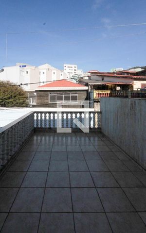 Casa à venda com 157m², 3 quartos e 2 vagas Casa à venda com 157m², 3 quartos e 2 vagasVaranda