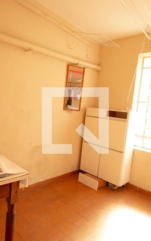 Casa à venda com 145m², 3 quartos e 2 vagas Casa à venda com 145m², 3 quartos e 2 vagasQuarto 2 - Porão