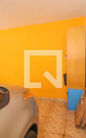 Casa à venda com 260m², 2 quartos e 2 vagas Casa à venda com 260m², 2 quartos e 2 vagasGaragem