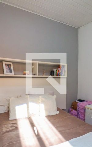 Casa à venda com 260m², 2 quartos e 2 vagas Casa à venda com 260m², 2 quartos e 2 vagasQuarto 2