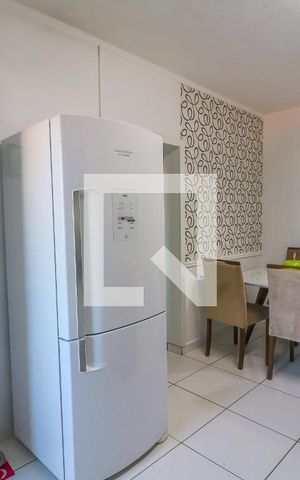 Casa à venda com 260m², 2 quartos e 2 vagas Casa à venda com 260m², 2 quartos e 2 vagasCozinha