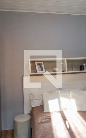 Casa à venda com 260m², 2 quartos e 2 vagas Casa à venda com 260m², 2 quartos e 2 vagasQuarto 2