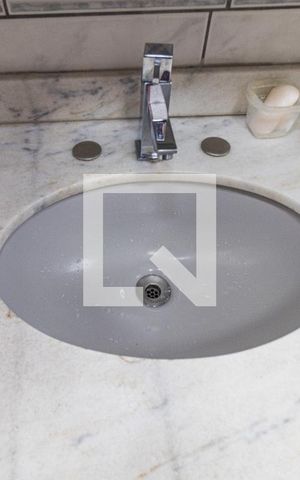 Apartamento à venda com 200m², 3 quartos e 2 vagasBanheiro da Suíte