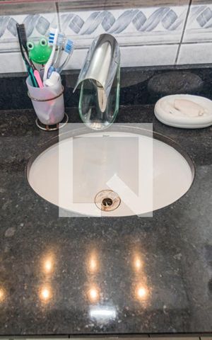 Apartamento à venda com 200m², 3 quartos e 2 vagasBanheiro Social