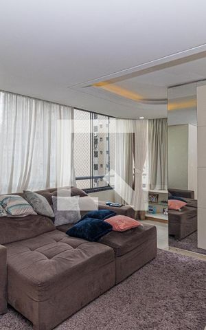 Apartamento à venda com 200m², 3 quartos e 2 vagasSala